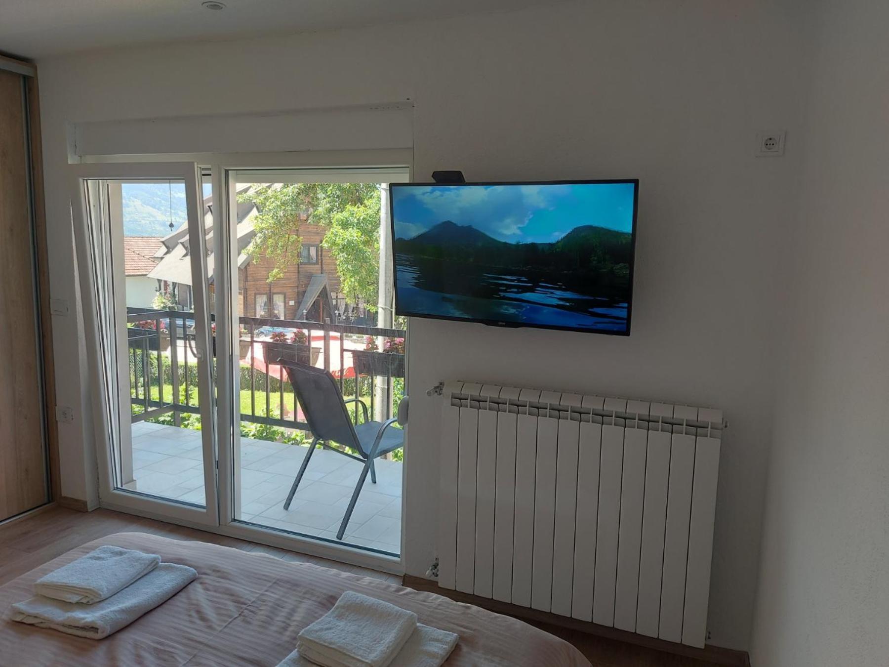 Rooms Lida & Friendly Home Plav Ngoại thất bức ảnh
