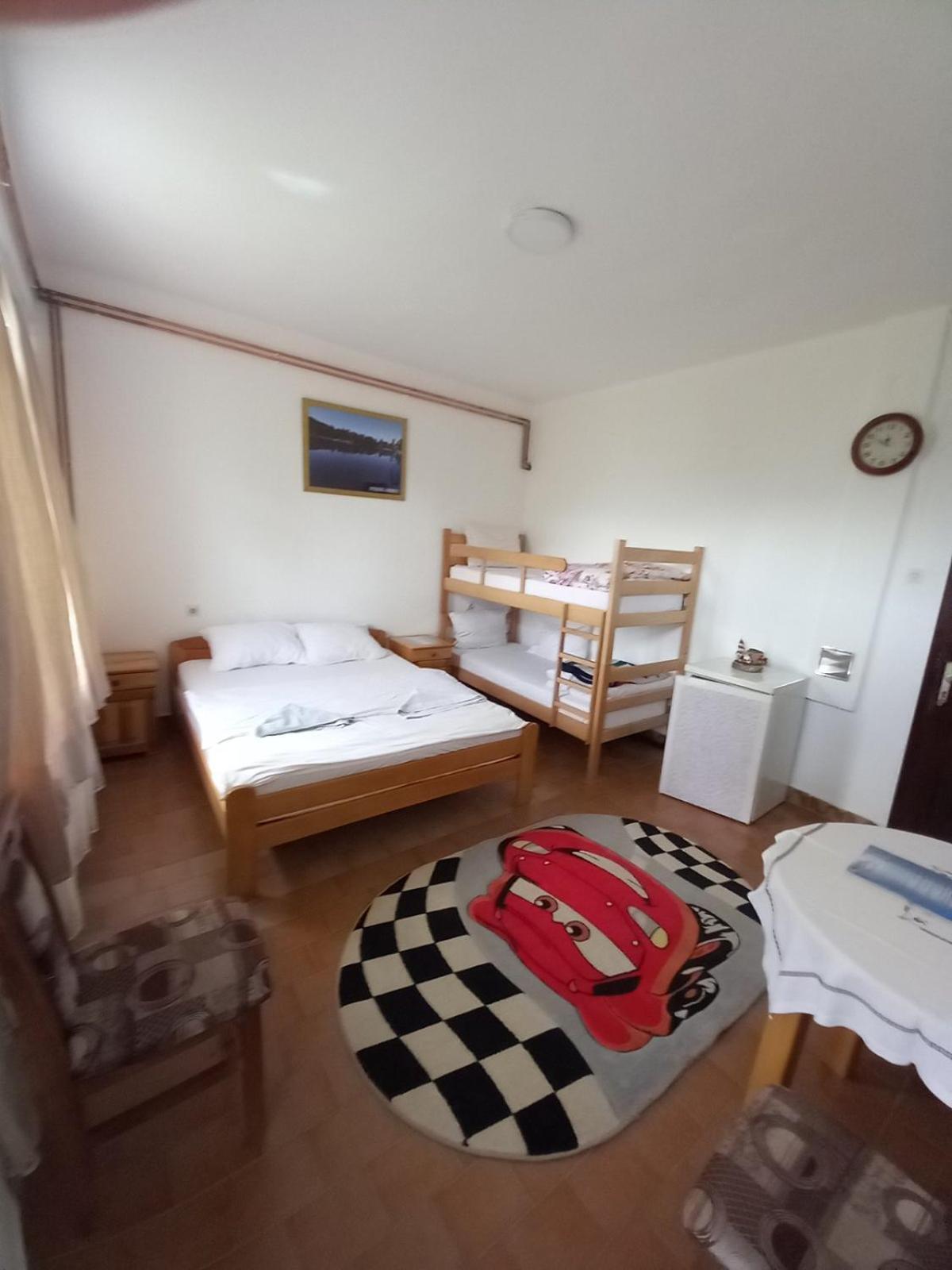 Rooms Lida & Friendly Home Plav Ngoại thất bức ảnh
