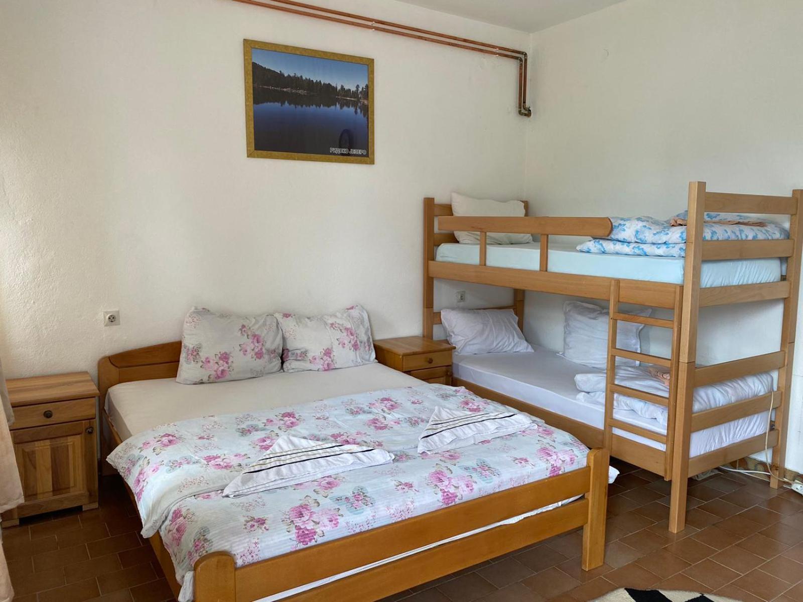 Rooms Lida & Friendly Home Plav Phòng bức ảnh